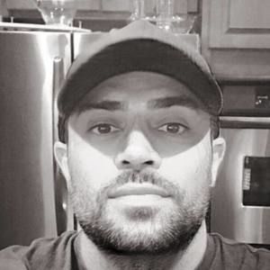 Meet your Posher, Walid